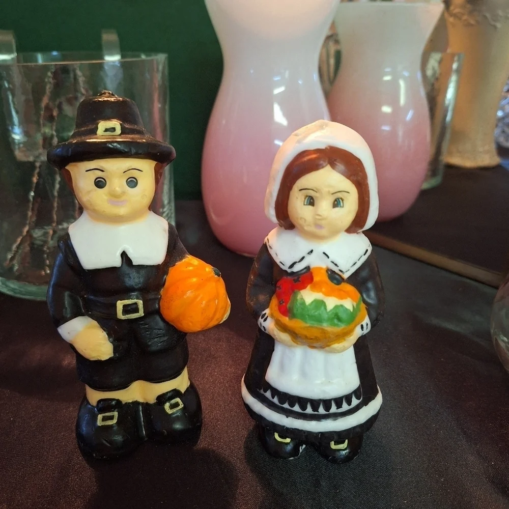 Pilgrim candle wax figures